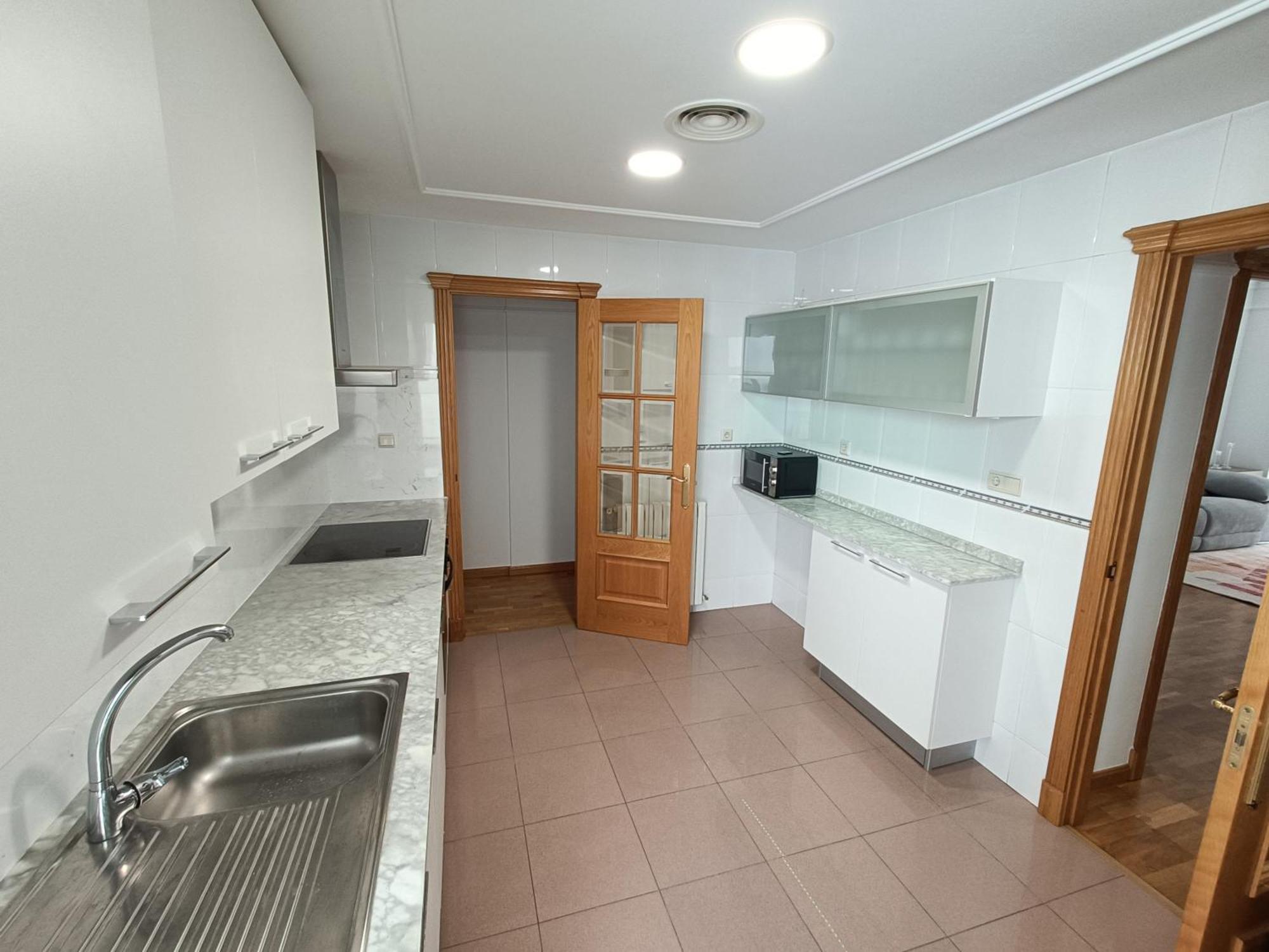 דירות Piso En Pleno Centro De Albacete Con Garaje מראה חיצוני תמונה